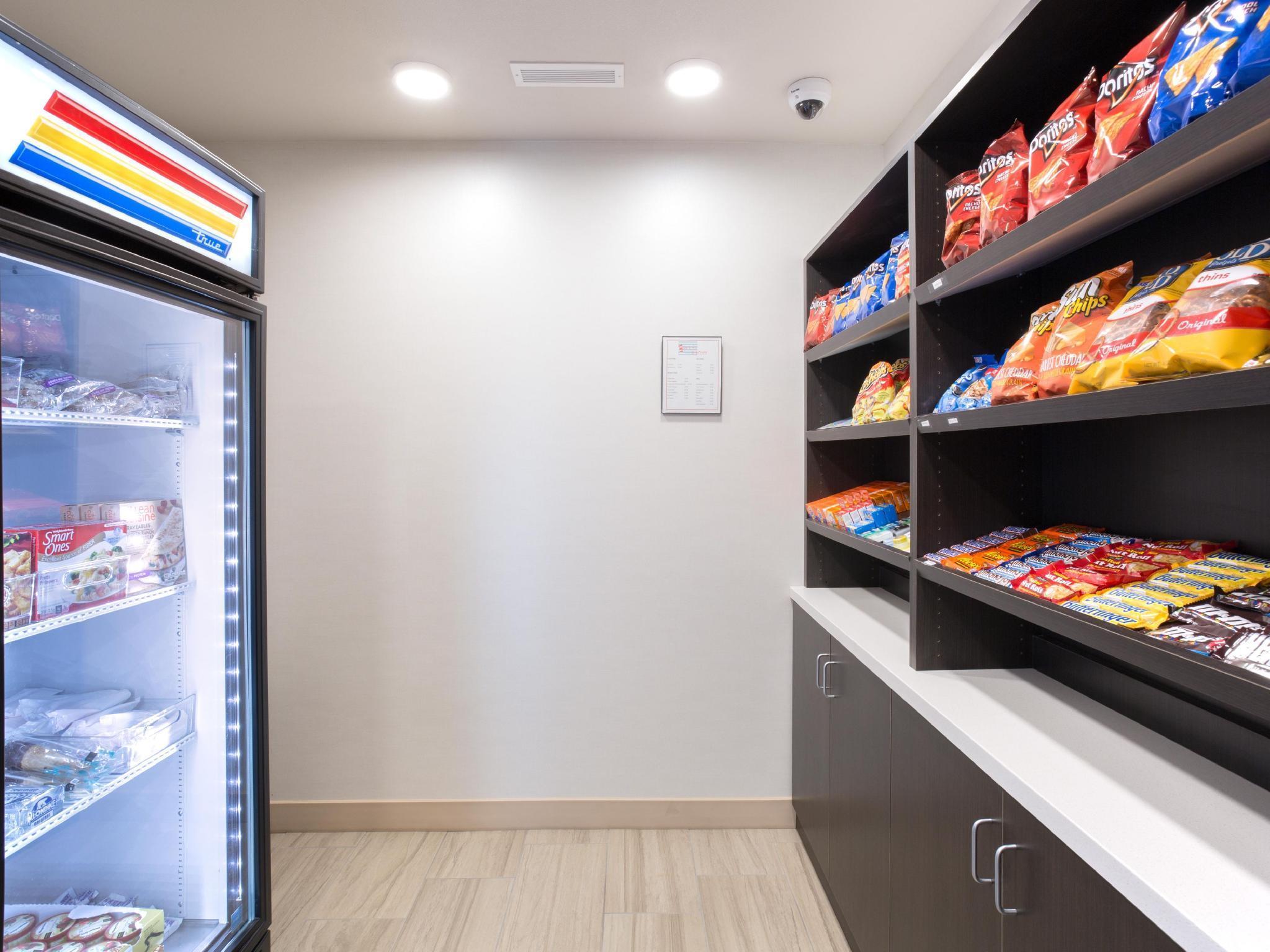 Holiday Inn Express & Suites Lincoln I - 80 By Ihg Екстериор снимка